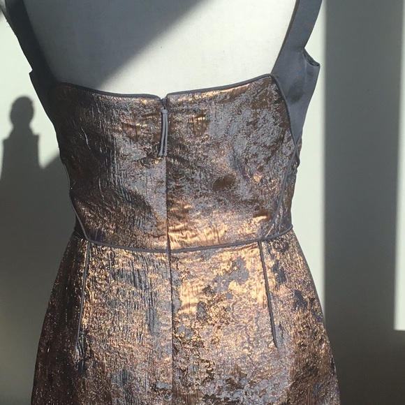 Dress - Picture 7 of 7